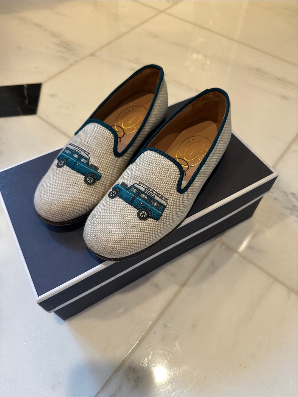Stubbs & Wootton Cream Kids Loafers with Defender Car Motif